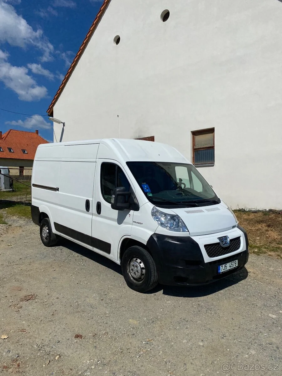 Peugeot Boxer 3.0 HDI - pronájem dodávky v Jindřichově Hradci